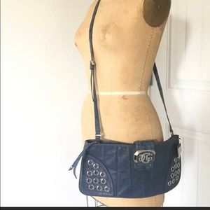 GUESS  crossbody purse NWT AS-IS CONDITION